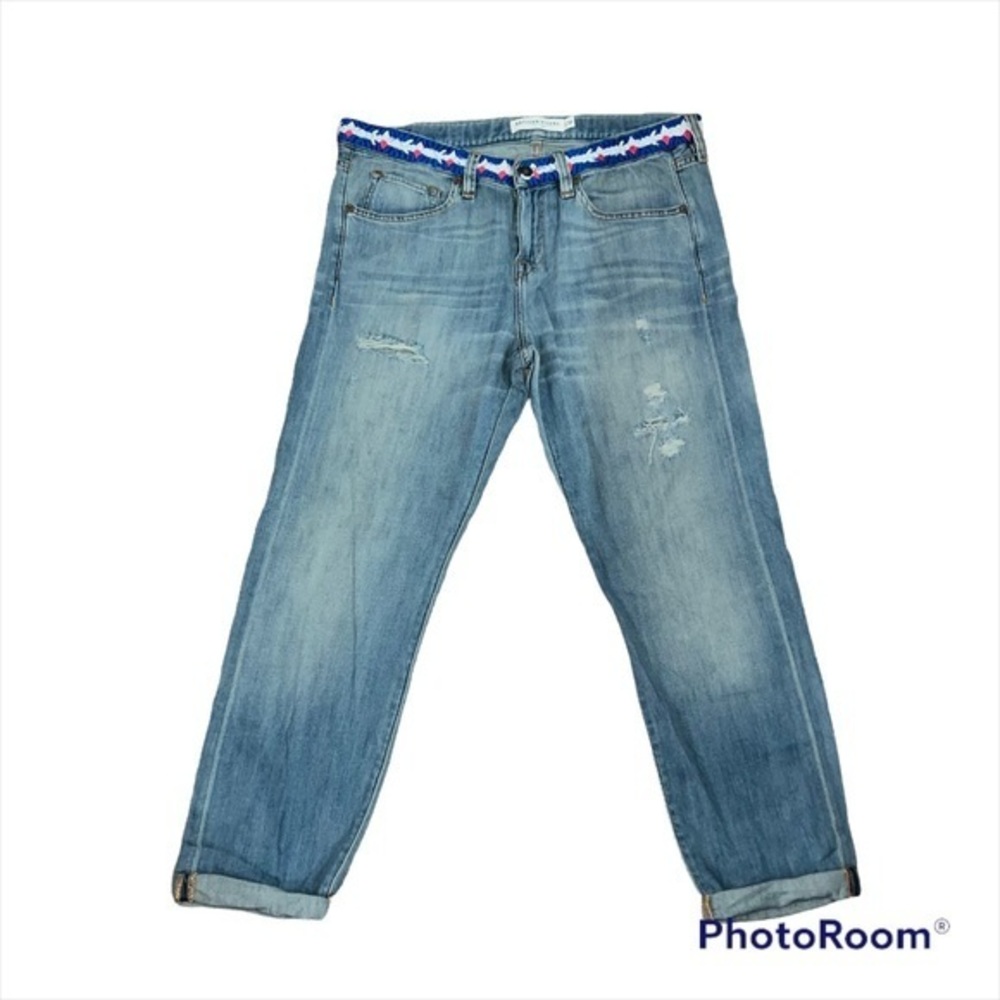 Artisan de lux distressed light wash jeans belted design size 30